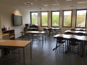 Frisse scholen, is &#8216;uitmuntend&#8217; noodzakelijk?